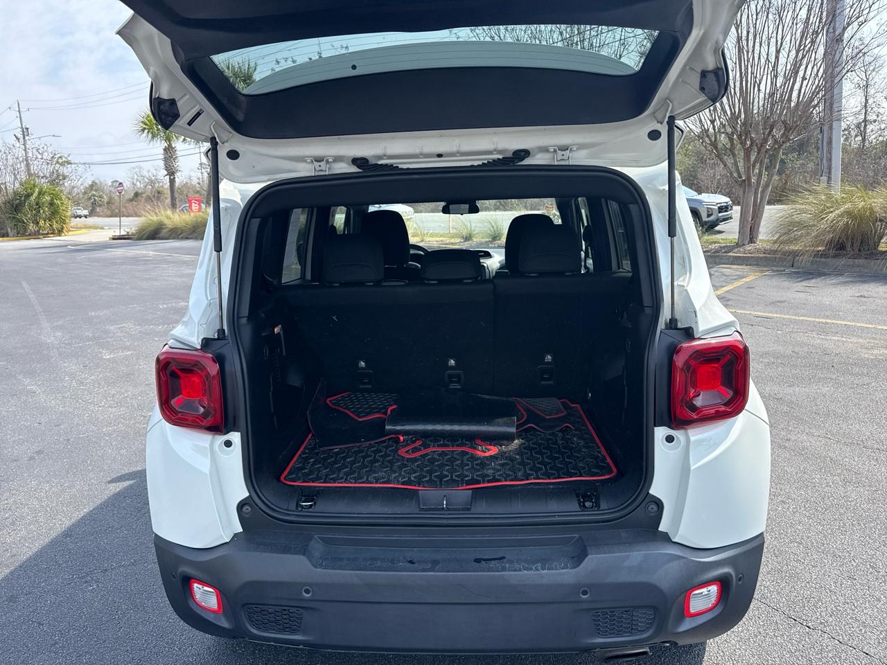 Jeep Renegade Latitude FWD 2021