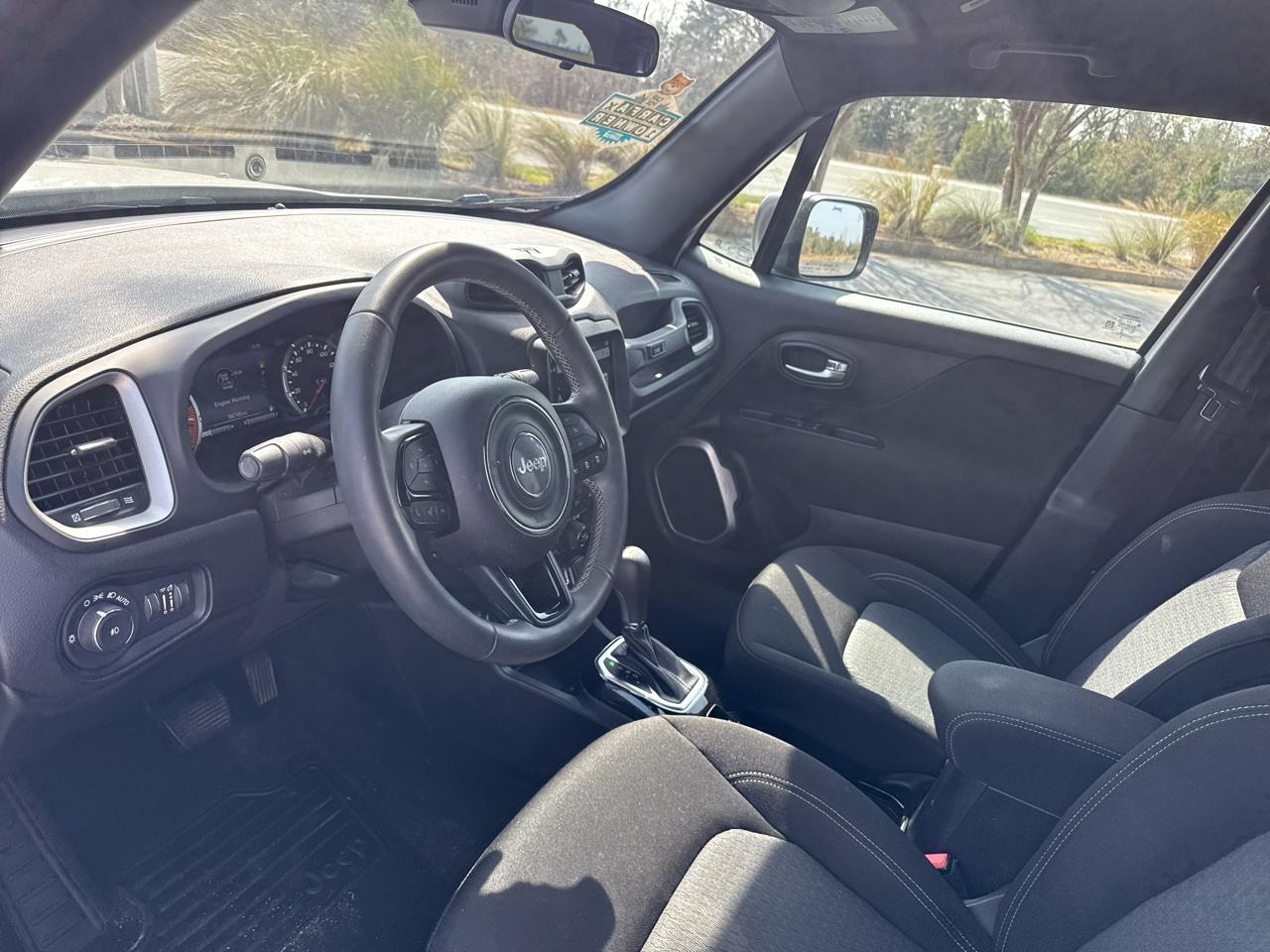 Jeep Renegade Latitude FWD 2021