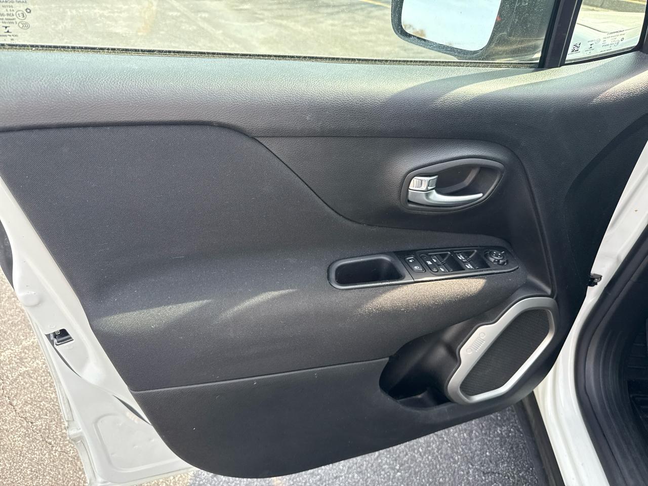 Jeep Renegade Latitude FWD 2021