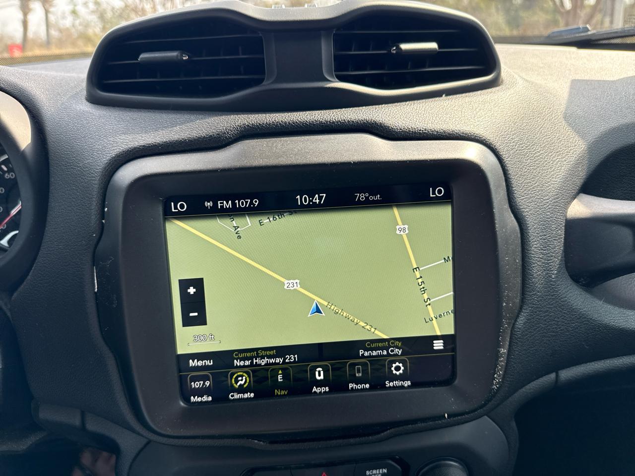 Jeep Renegade Latitude FWD 2021