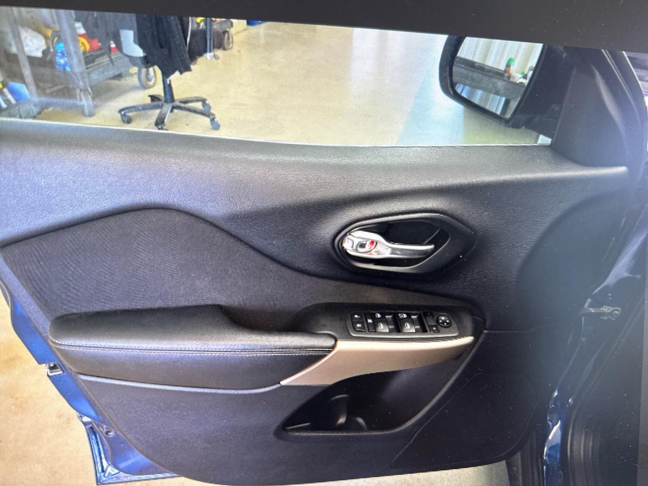 Jeep Cherokee Latitude FWD 2018