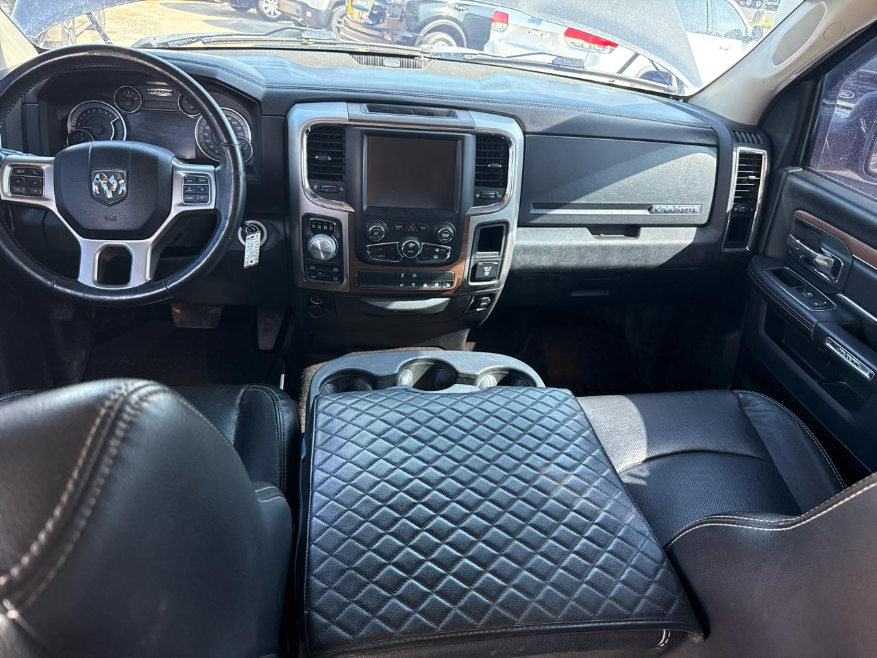 RAM 1500 Laramie 4x4 Crew Cab 5'7" Box 2017