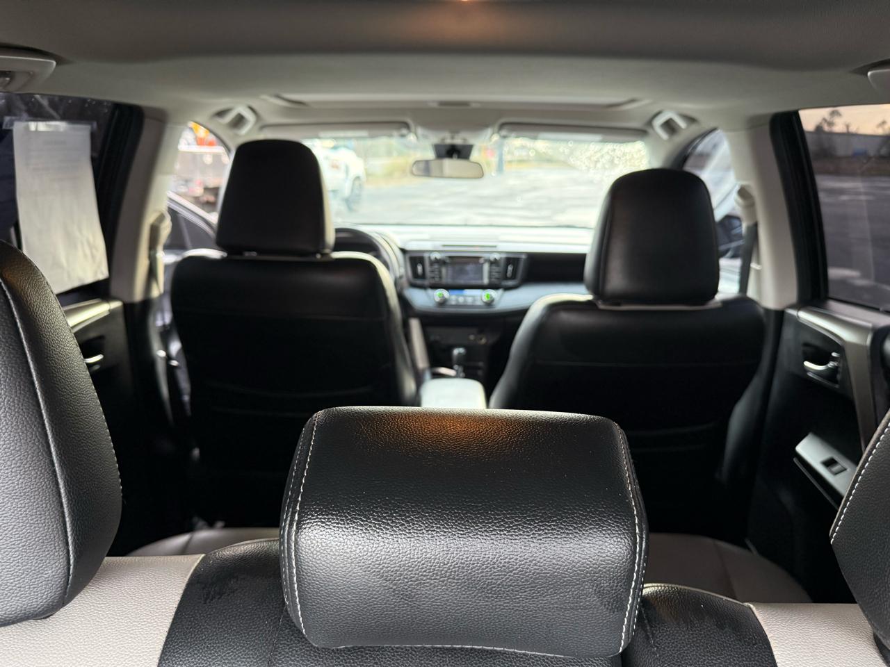 Toyota RAV4 Adventure FWD (Natl) 2018