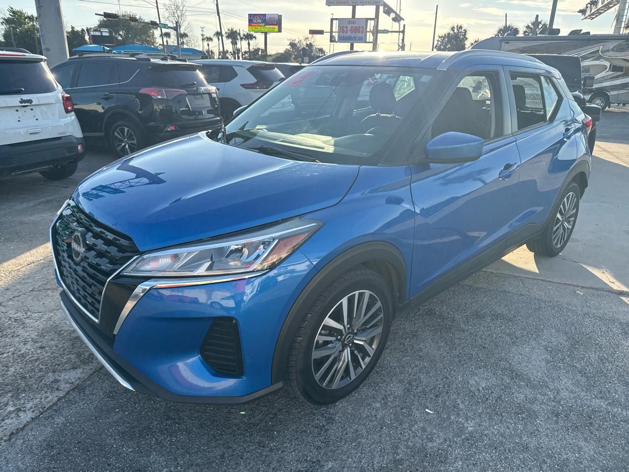 Nissan Kicks SV FWD 2023