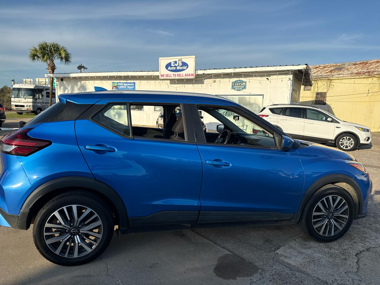 Nissan Kicks SV FWD 2023