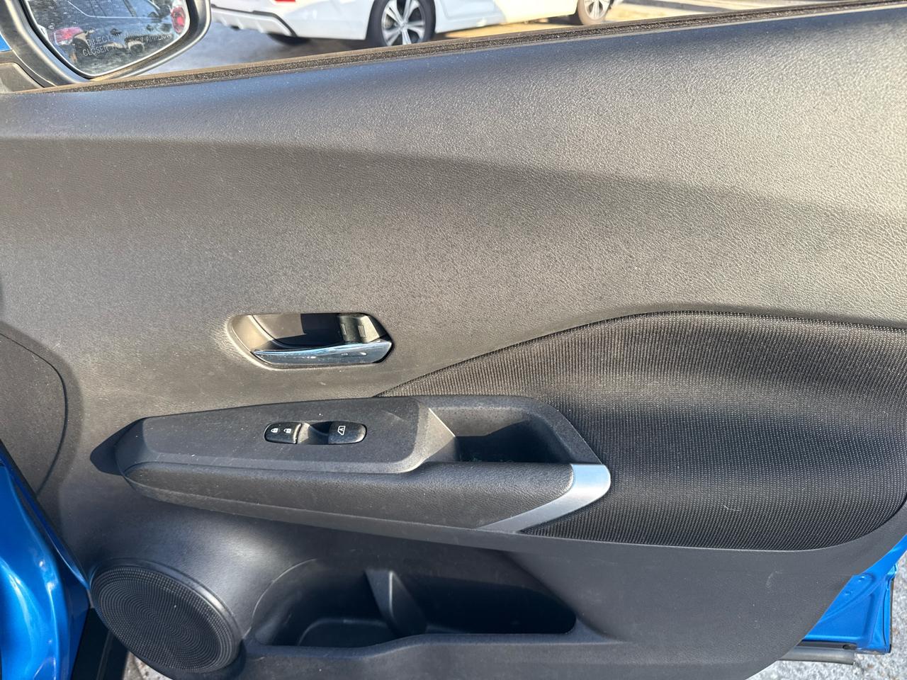 Nissan Kicks SV FWD 2023