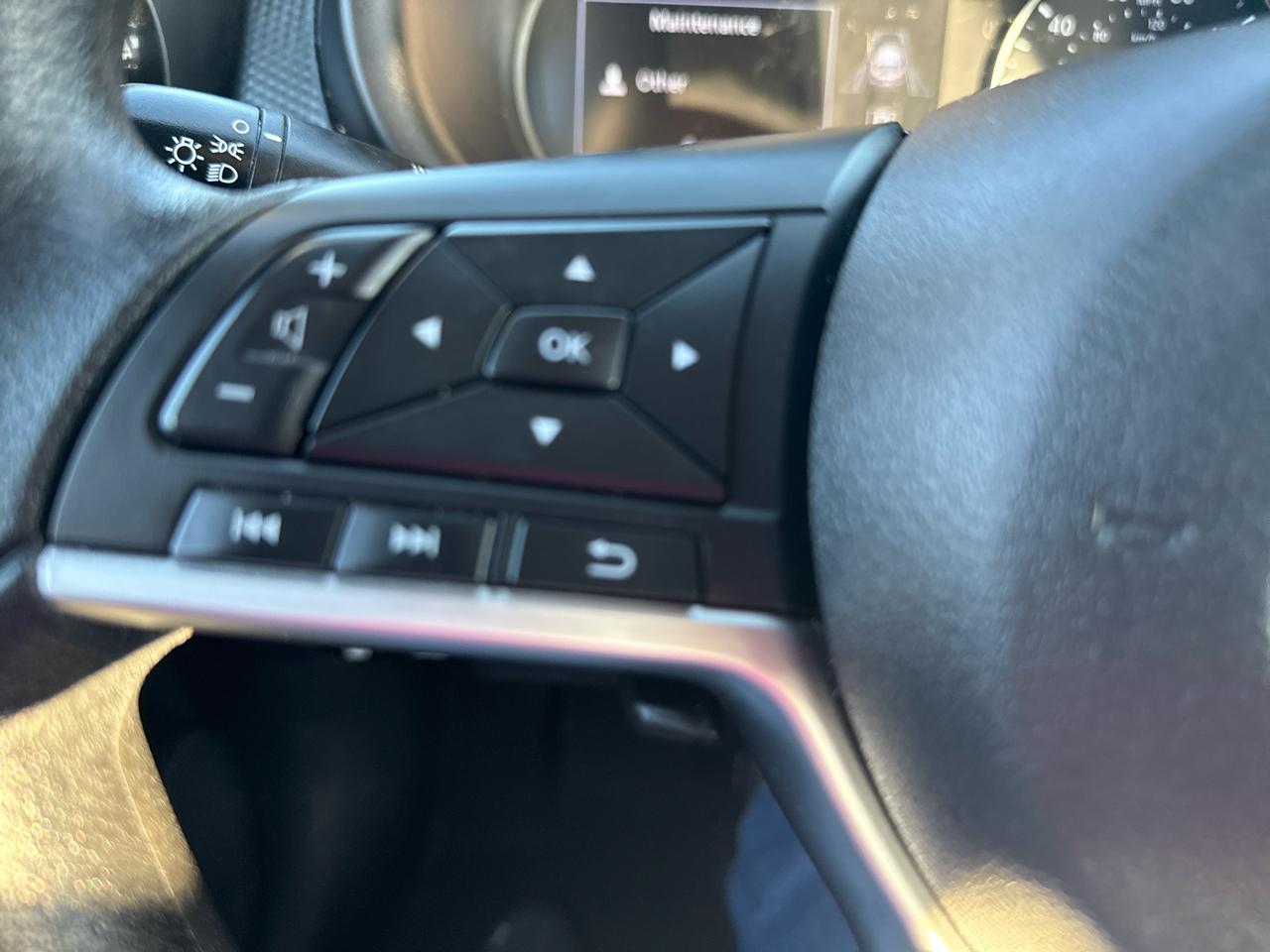 Nissan Kicks SV FWD 2023