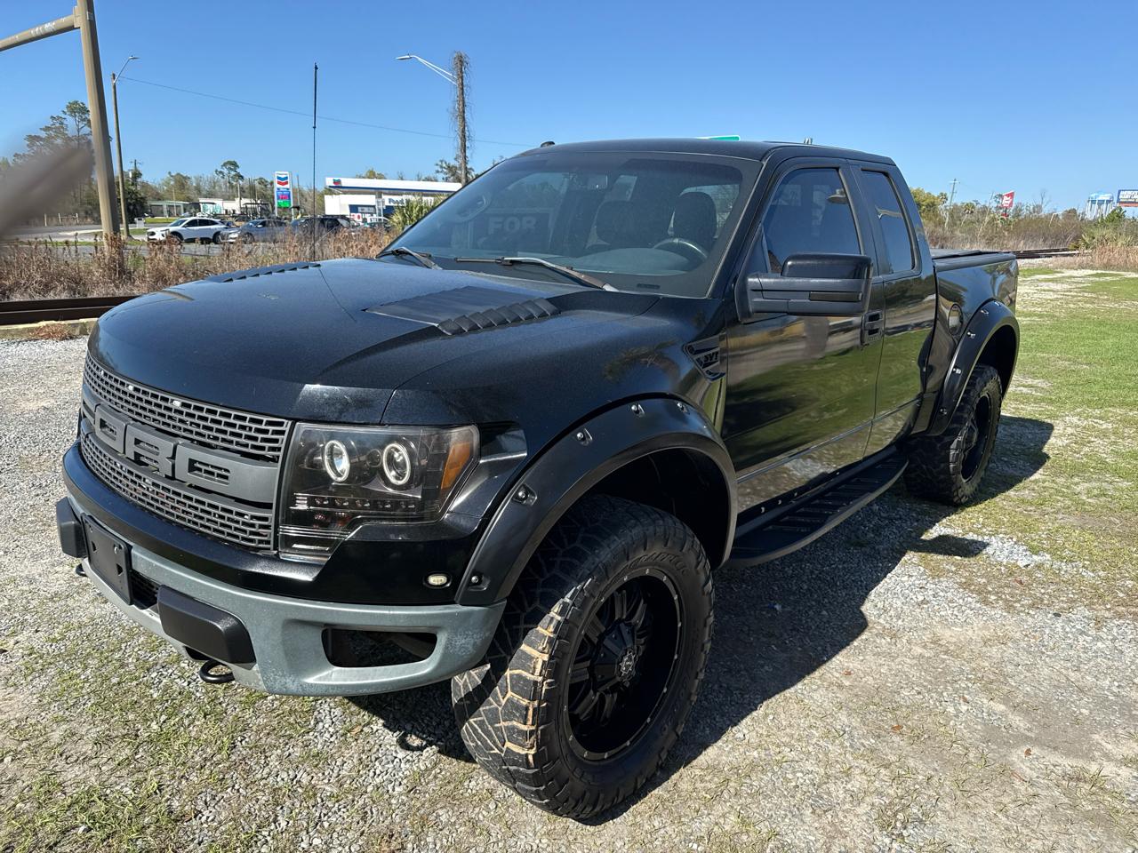 Ford F-150 4WD SuperCab 133" SVT Raptor 2011