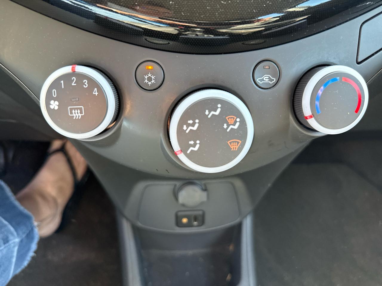 Chevrolet Spark 5dr HB Man LT w/1LT 2014