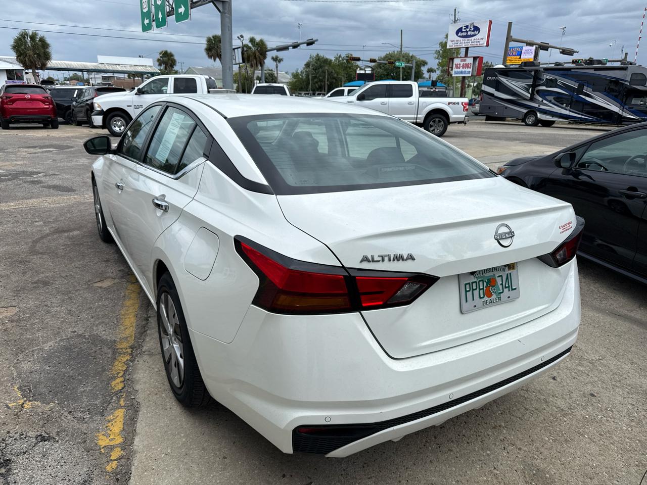 Nissan Altima 2.5 S Sedan 2024