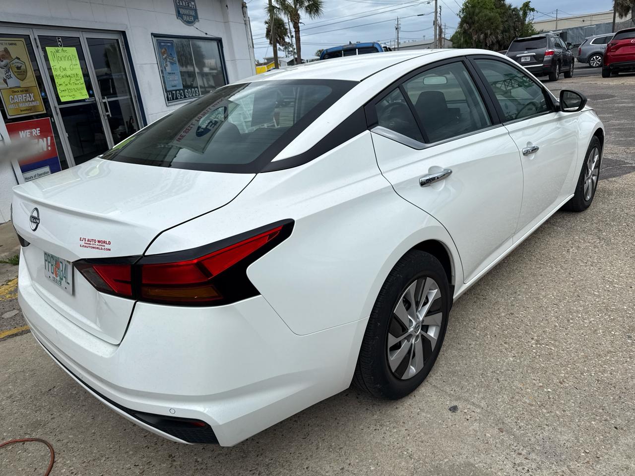 Nissan Altima 2.5 S Sedan 2024