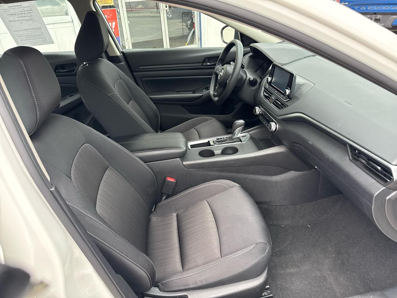 Nissan Altima 2.5 S Sedan 2024