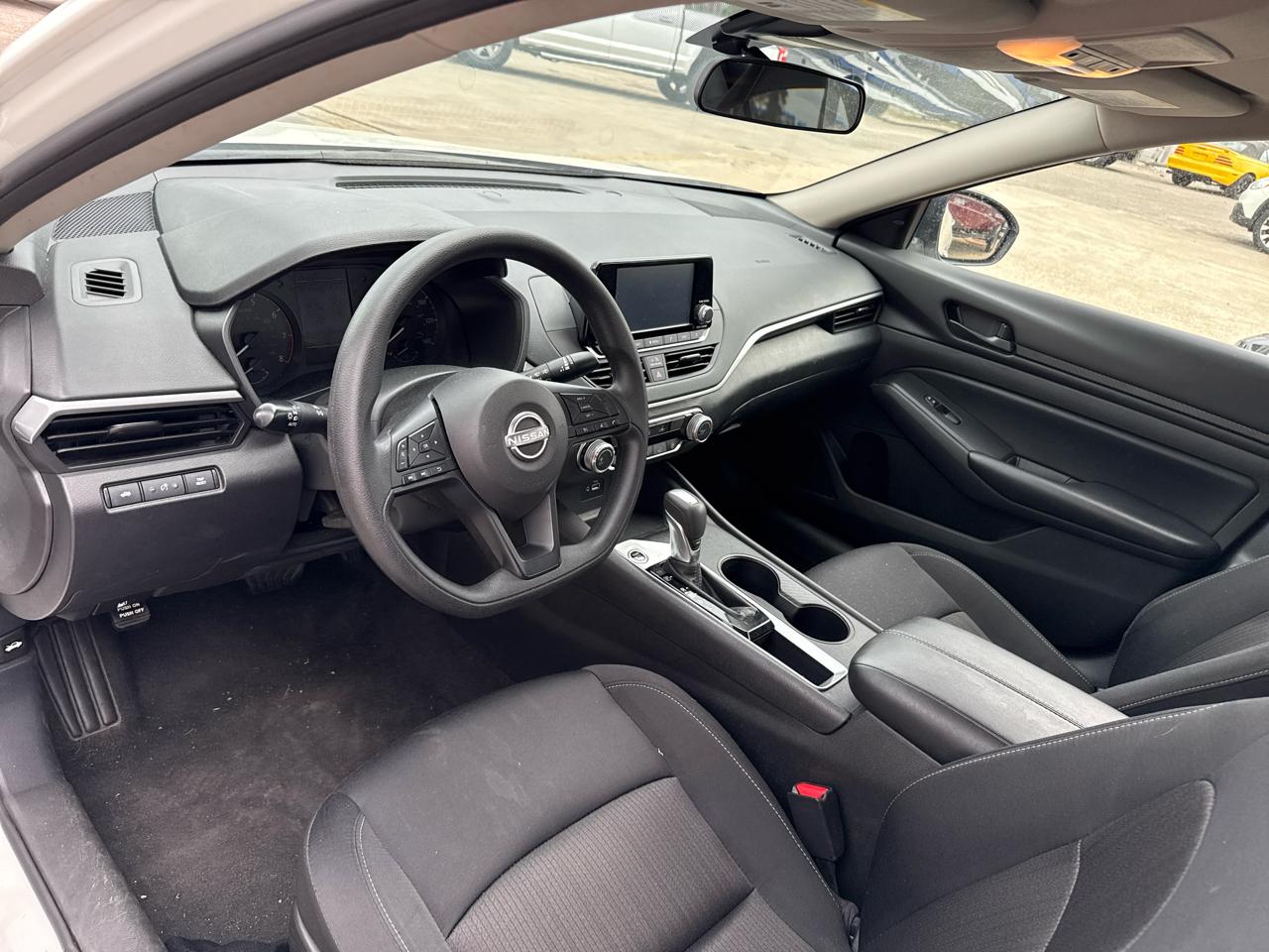 Nissan Altima 2.5 S Sedan 2024