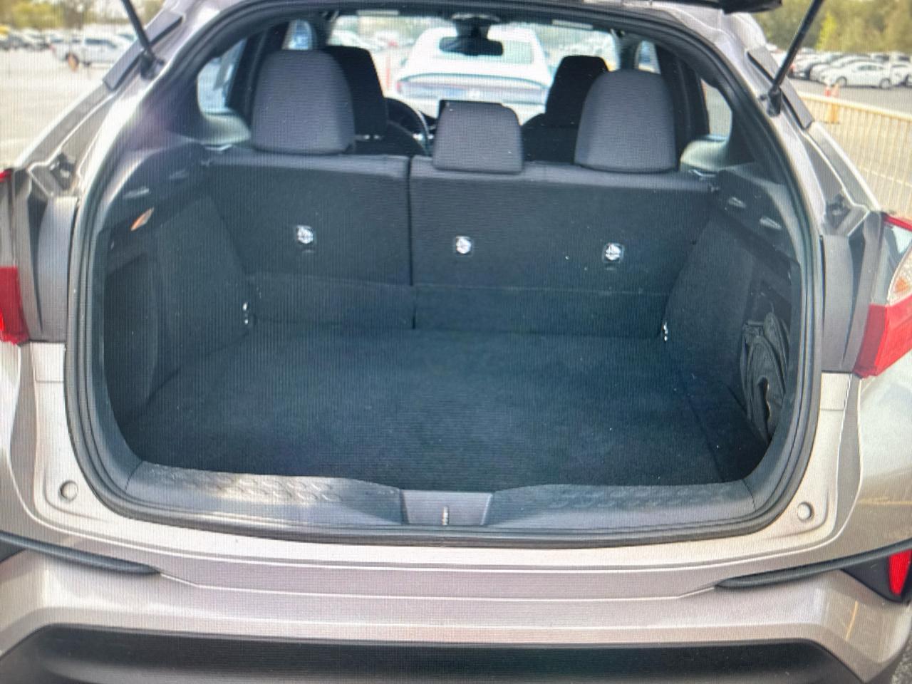 Toyota C-HR XLE FWD (Natl) 2018