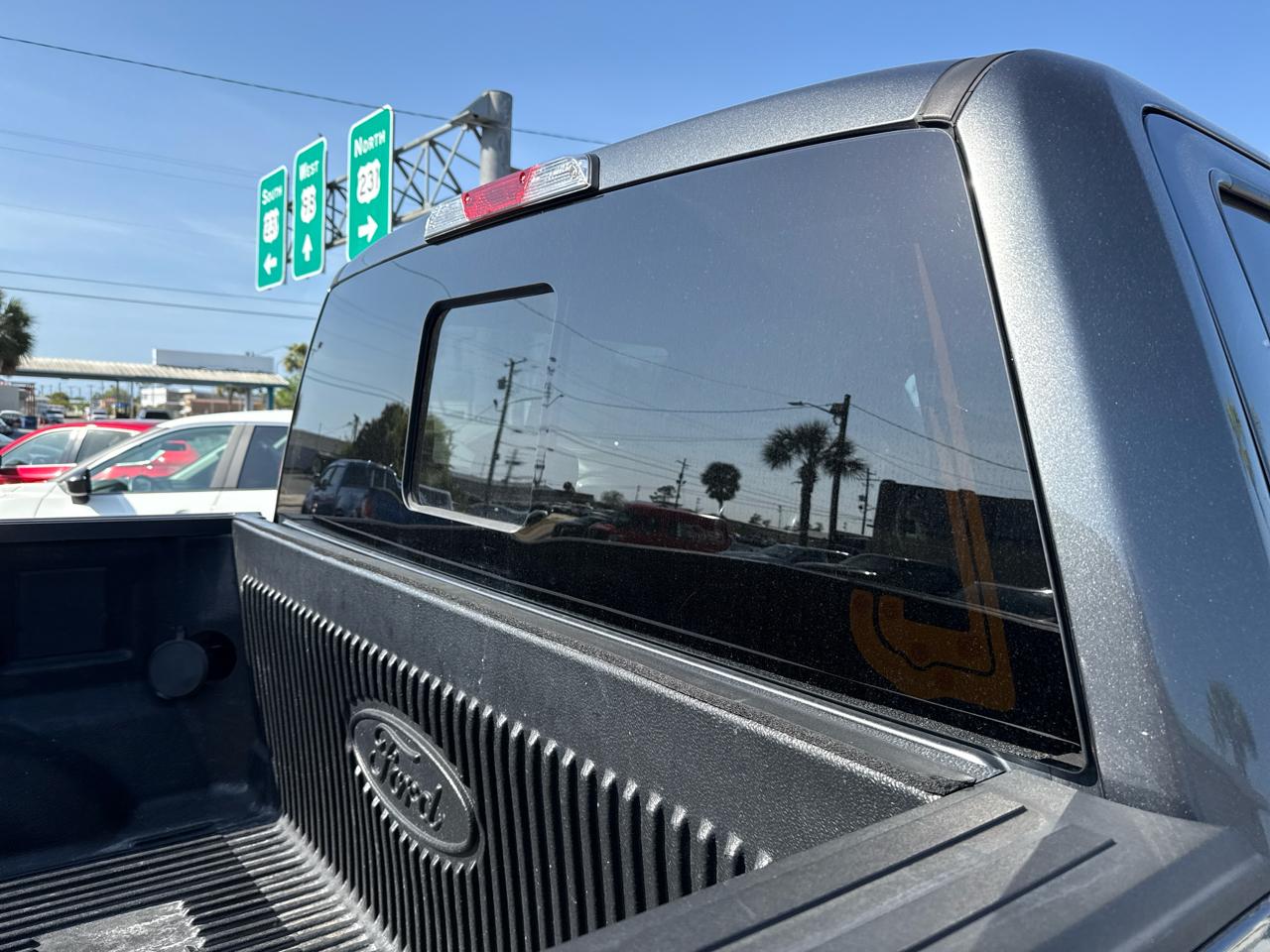 Ford F-150 4WD SuperCrew 139" XLT 2019