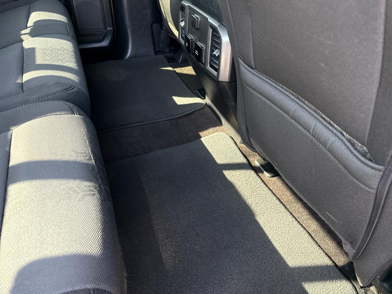 Ford F-150 4WD SuperCrew 139" XLT 2019