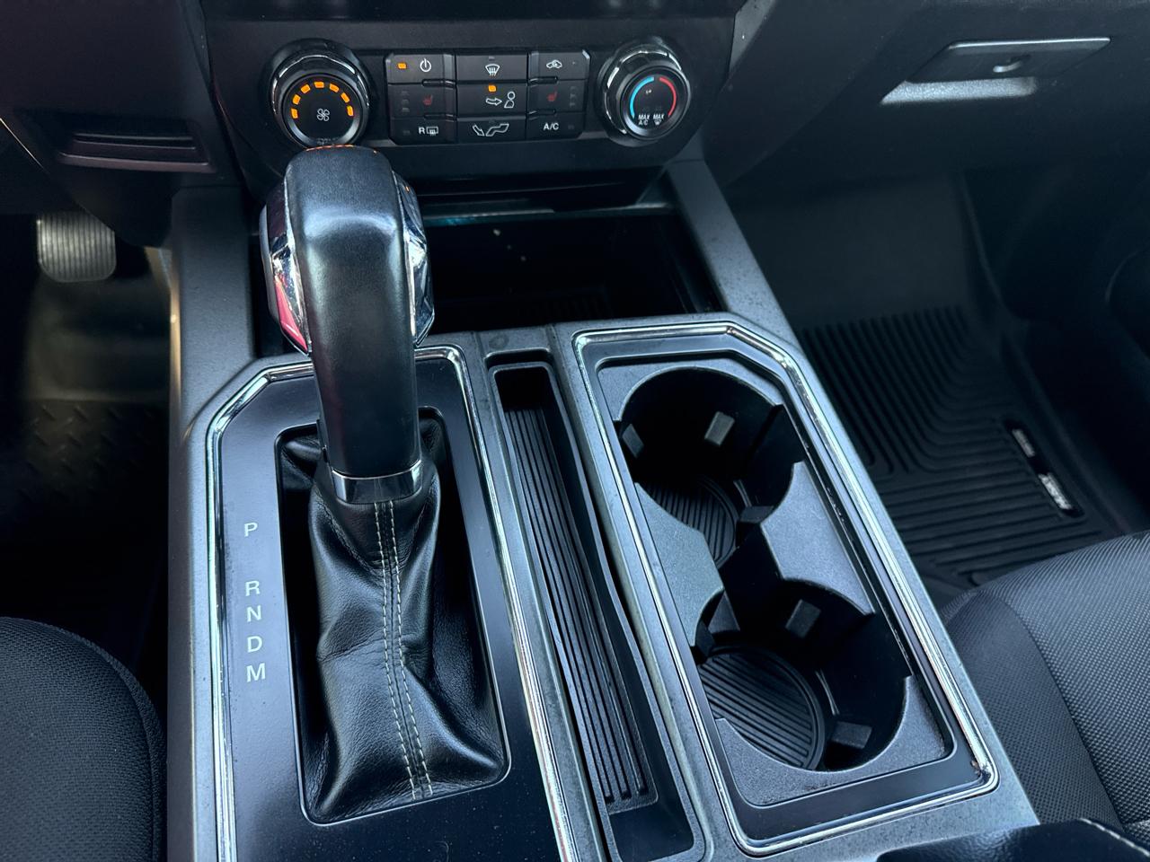 Ford F-150 4WD SuperCrew 139" XLT 2019