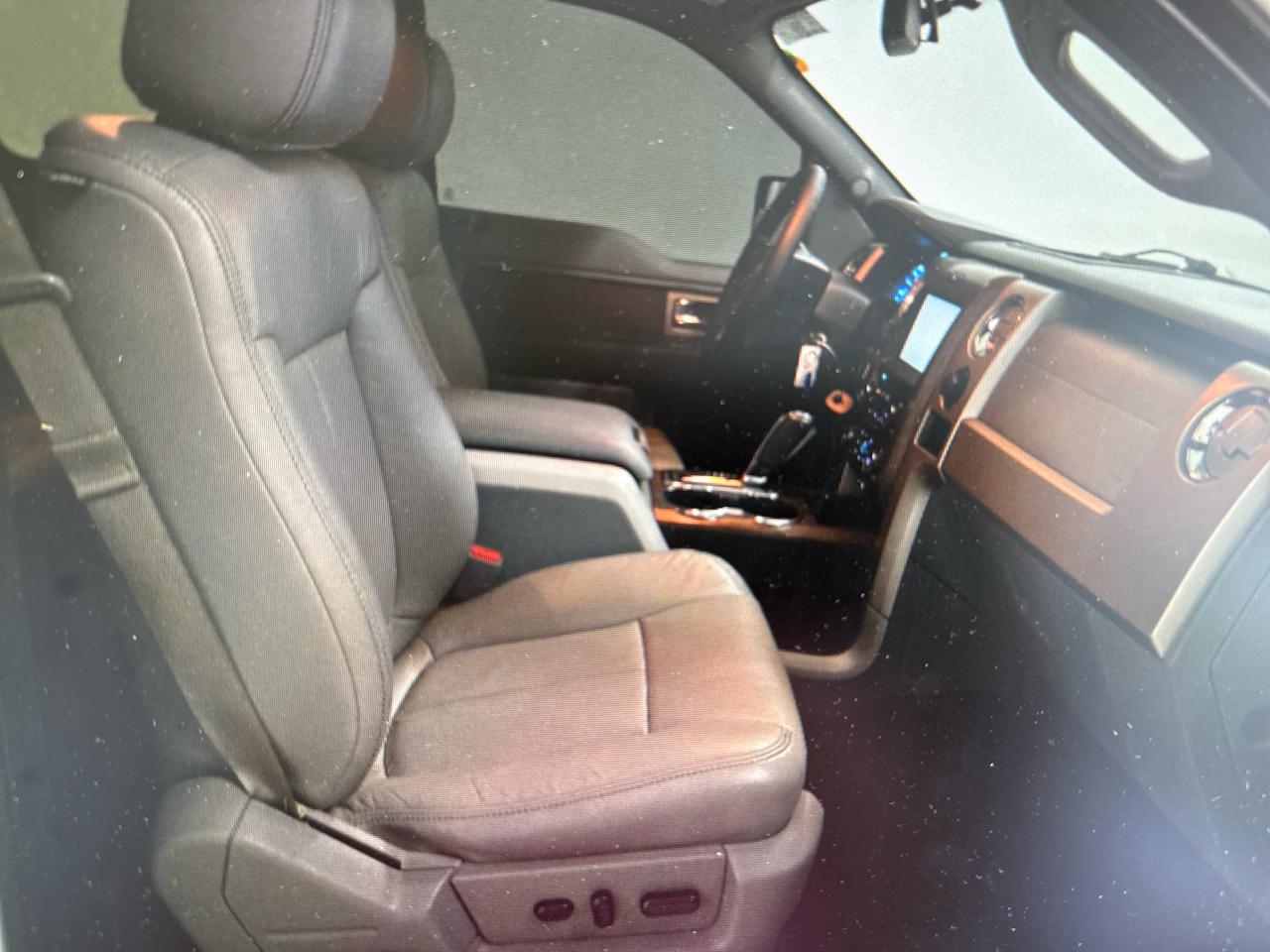 Ford F-150 4WD SuperCrew 145" Lariat 2014