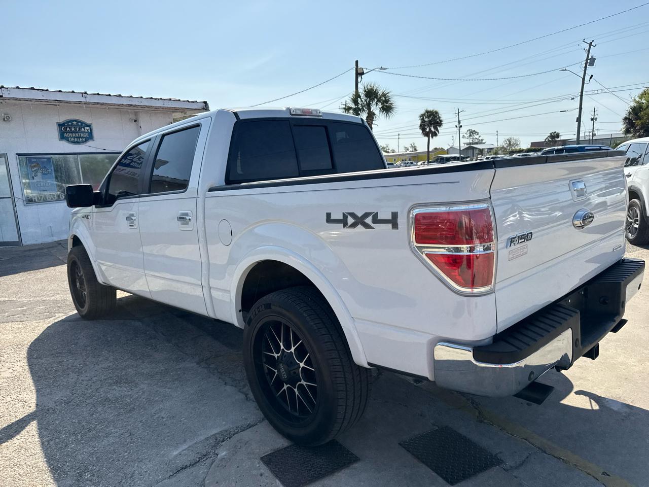 Ford F-150 4WD SuperCrew 145" Lariat 2014