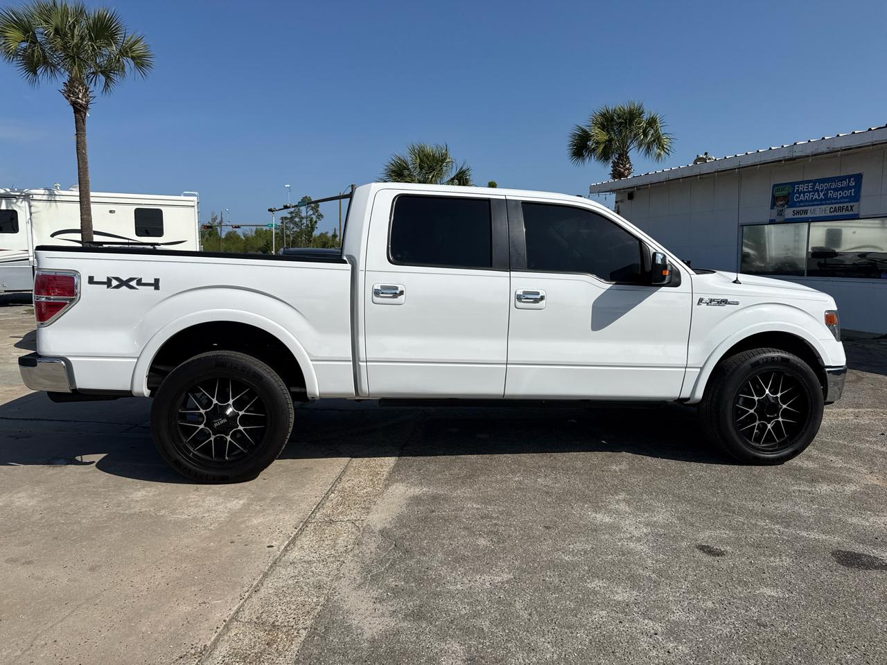 Ford F-150 4WD SuperCrew 145" Lariat 2014