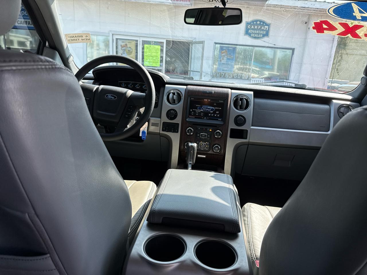 Ford F-150 4WD SuperCrew 145" Lariat 2014