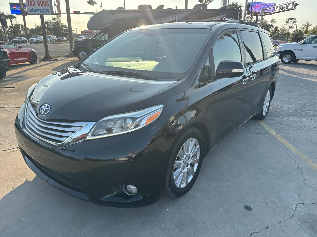 Toyota Sienna 5dr 8-Pass Van XLE Premium FWD (Natl) 2015