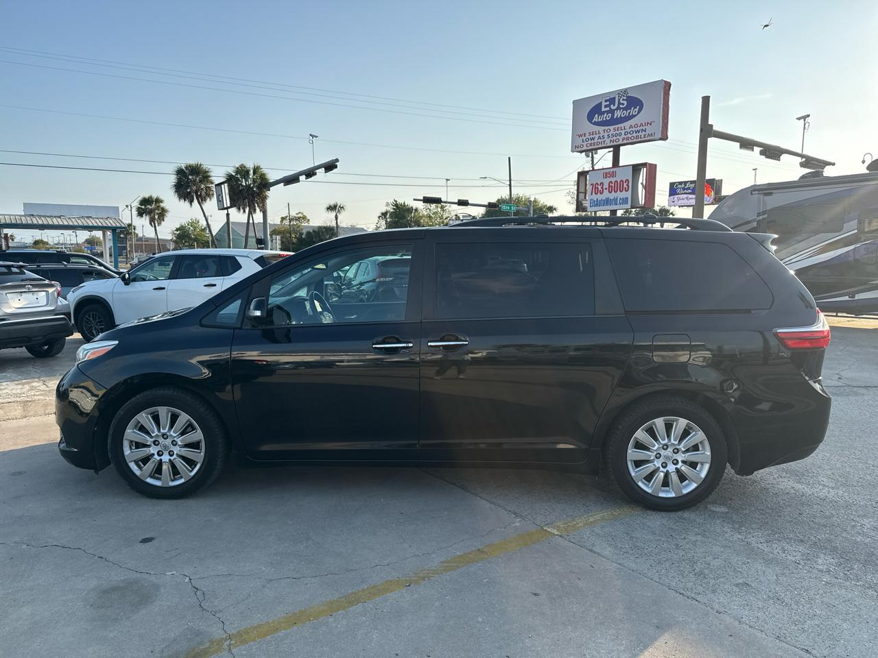 Toyota Sienna 5dr 8-Pass Van XLE Premium FWD (Natl) 2015