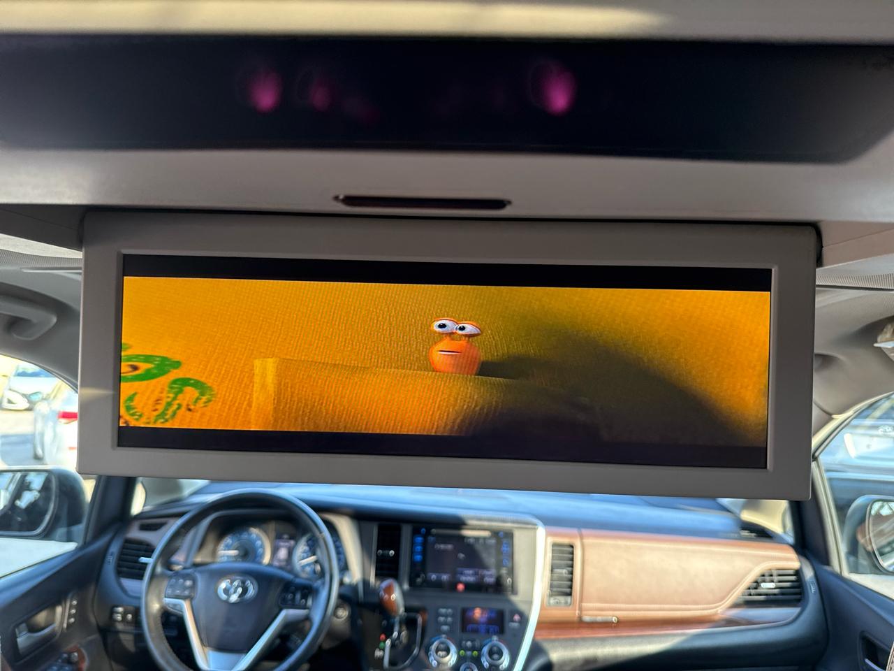 Toyota Sienna 5dr 8-Pass Van XLE Premium FWD (Natl) 2015