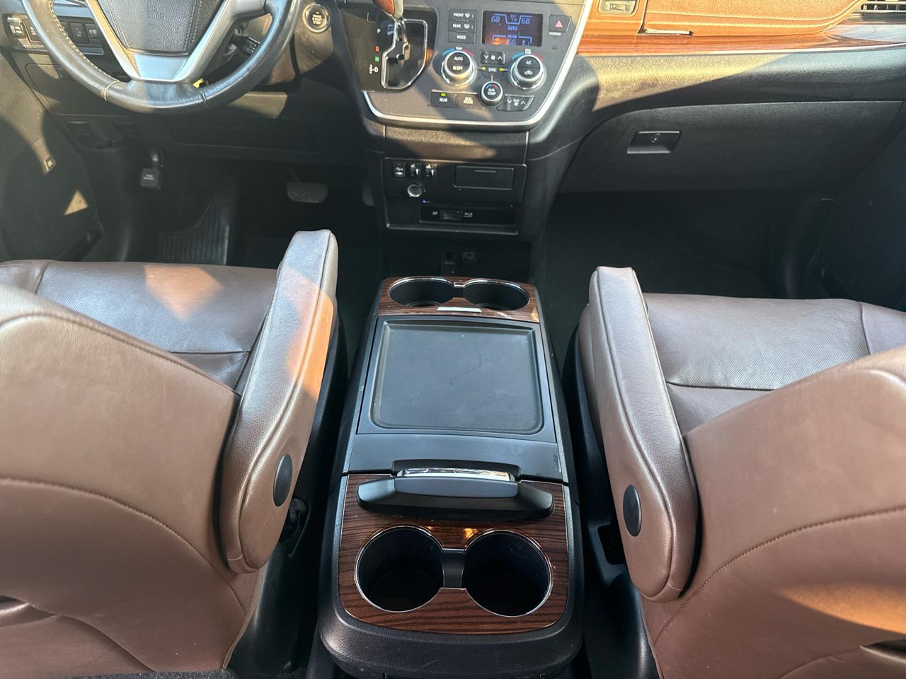 Toyota Sienna 5dr 8-Pass Van XLE Premium FWD (Natl) 2015