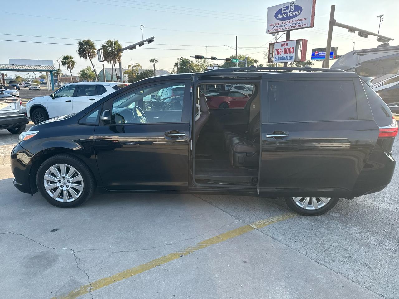 Toyota Sienna 5dr 8-Pass Van XLE Premium FWD (Natl) 2015