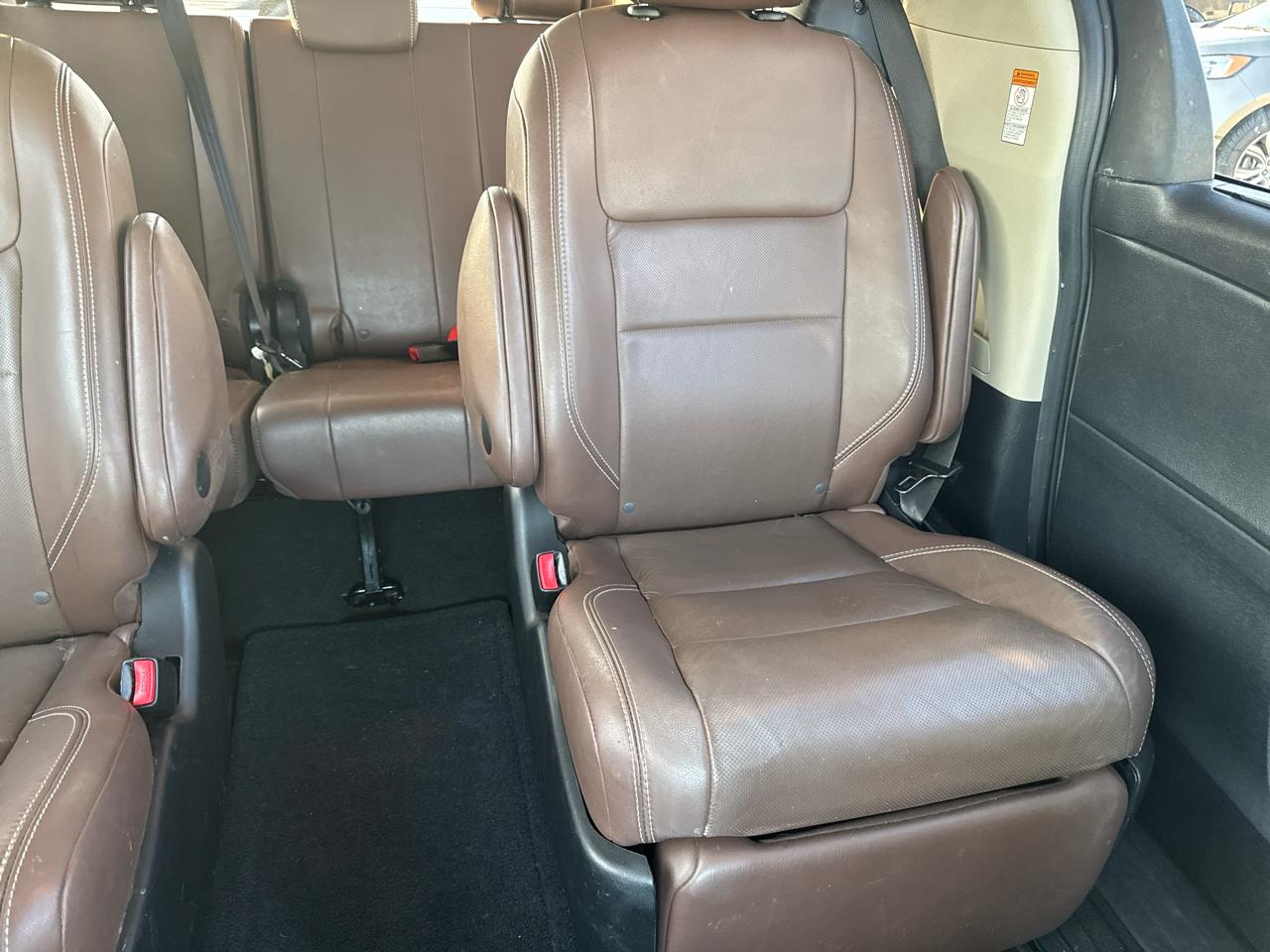 Toyota Sienna 5dr 8-Pass Van XLE Premium FWD (Natl) 2015