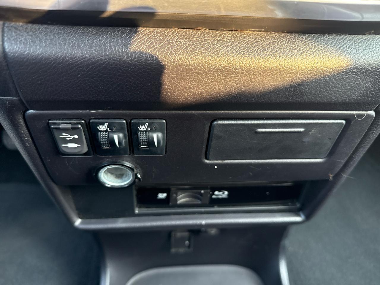 Toyota Sienna 5dr 8-Pass Van XLE Premium FWD (Natl) 2015