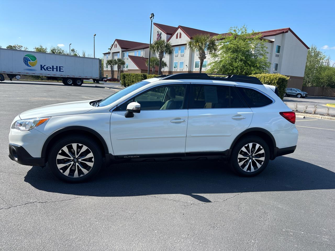 Subaru Outback 4dr Wgn 2.5i Limited 2016