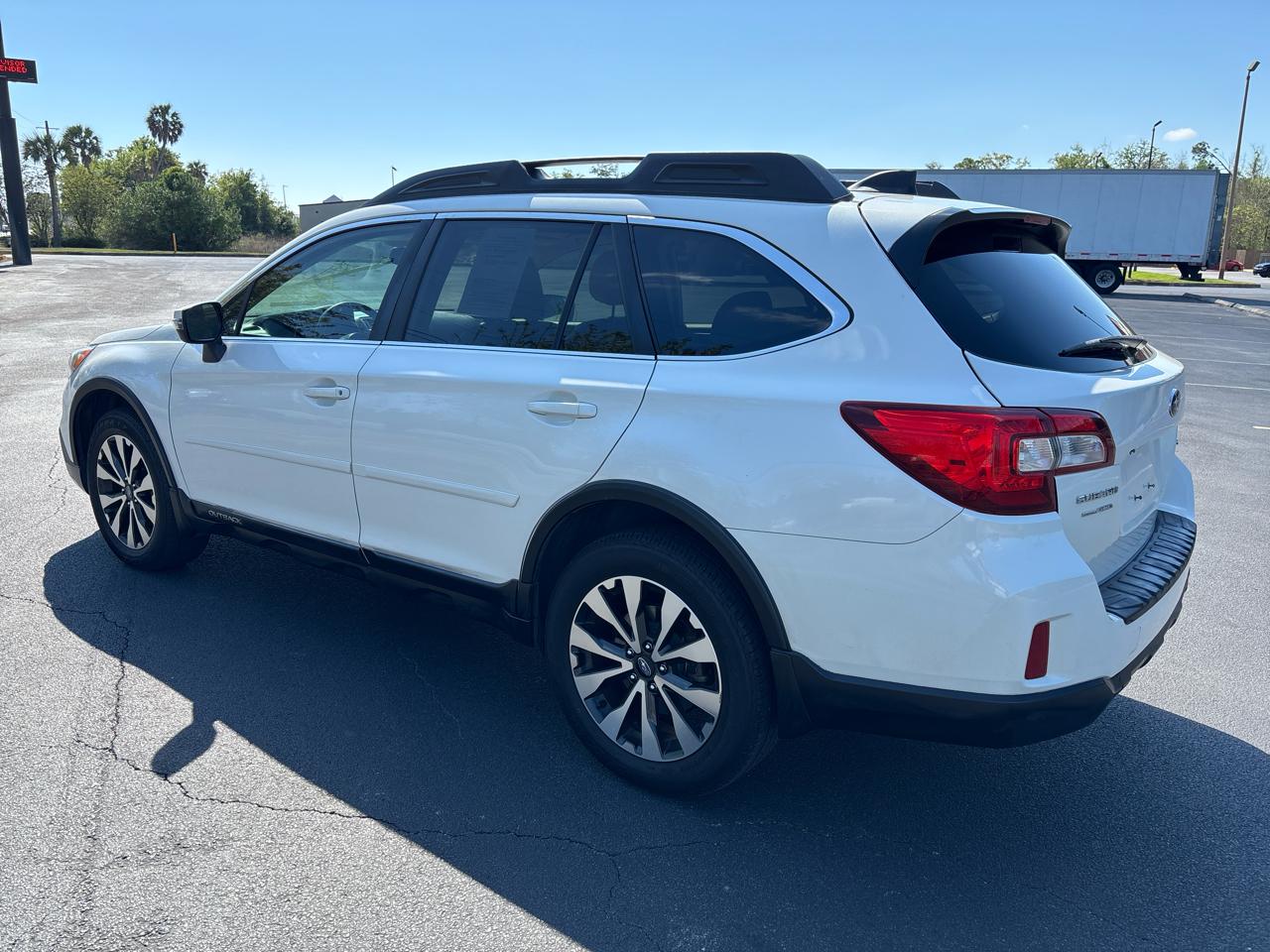 Subaru Outback 4dr Wgn 2.5i Limited 2016