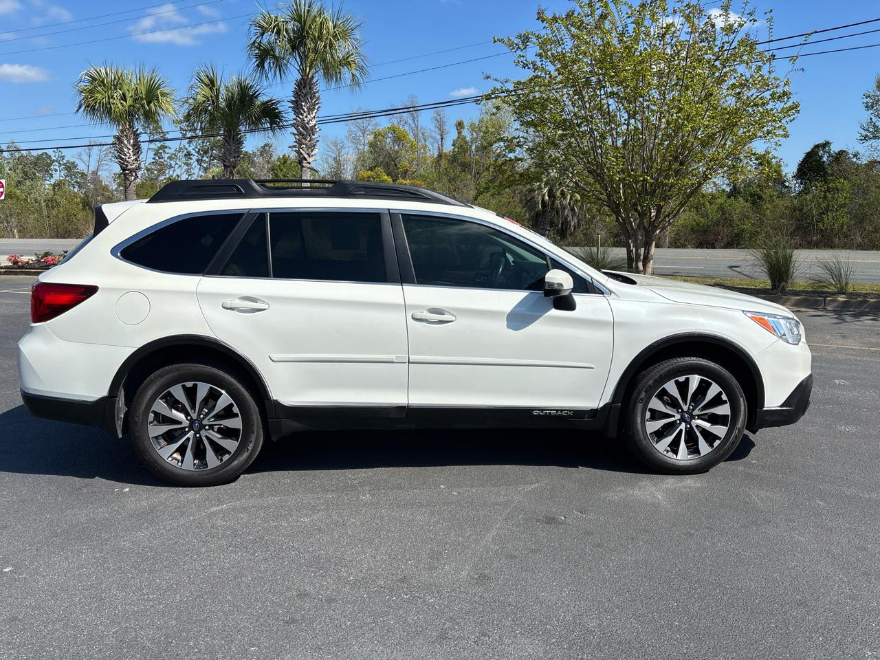 Subaru Outback 4dr Wgn 2.5i Limited 2016