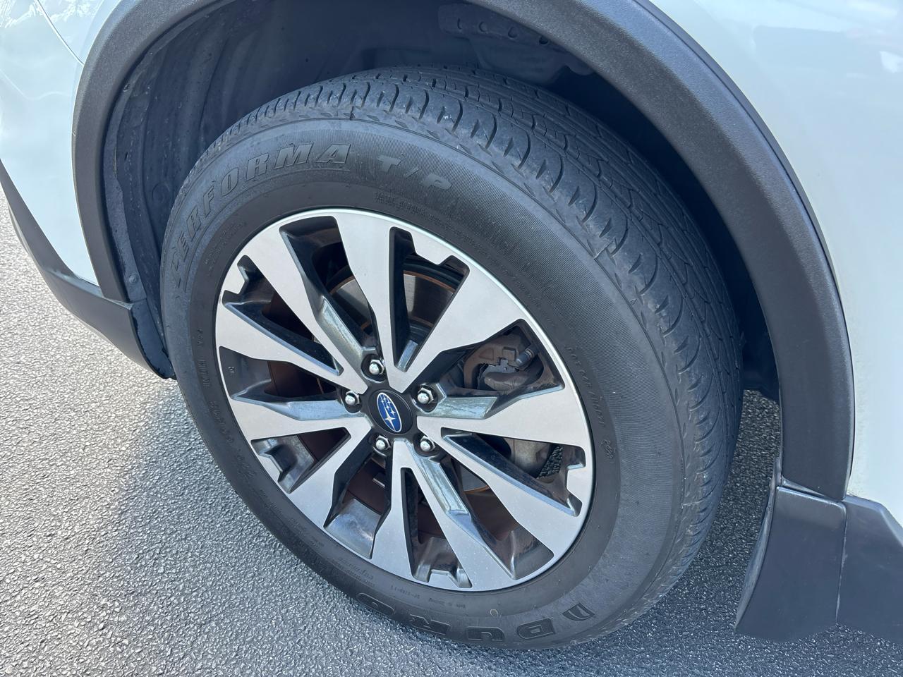 Subaru Outback 4dr Wgn 2.5i Limited 2016