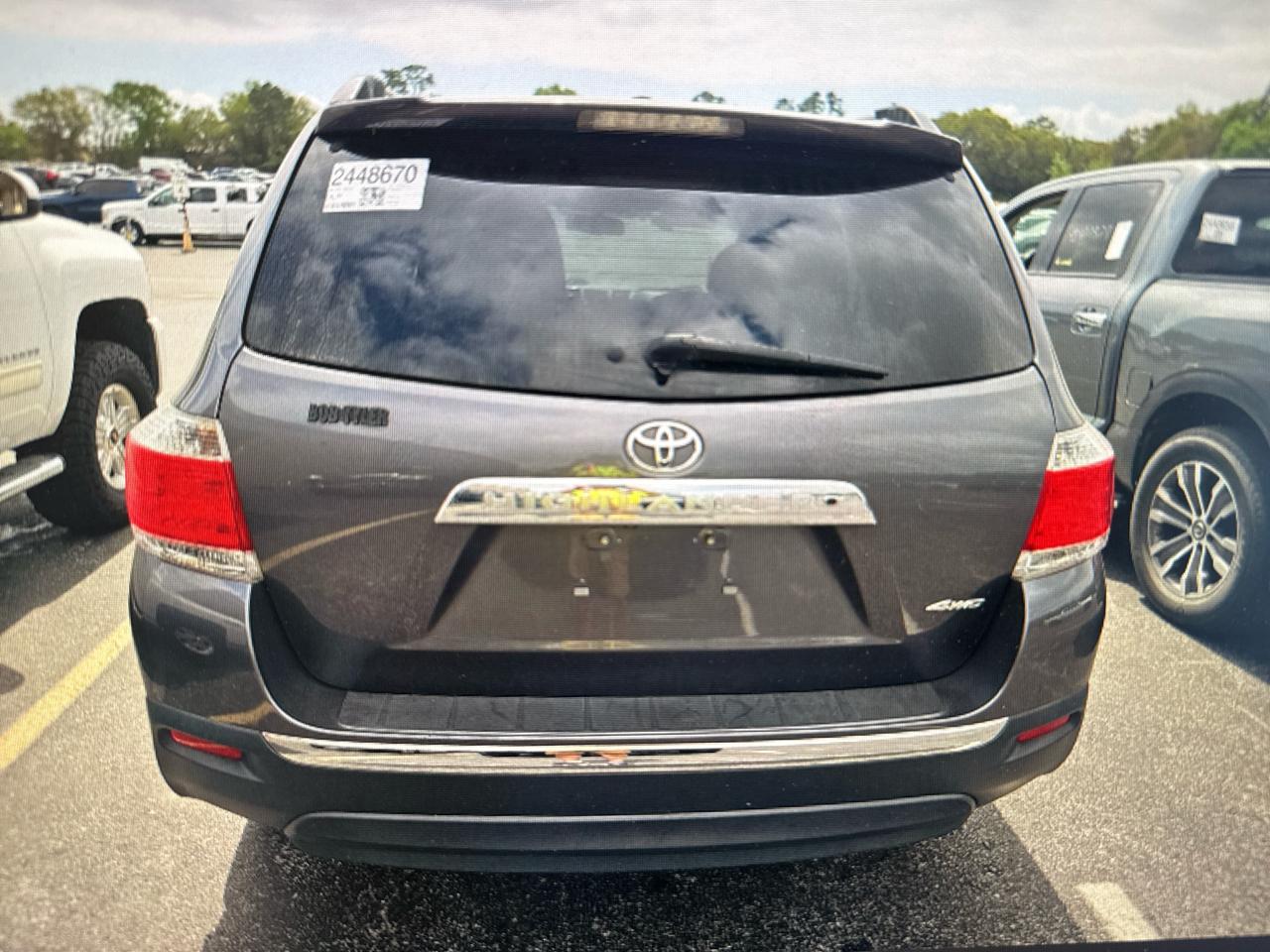 Toyota Highlander 4WD 4dr V6 Limited (Natl) 2012