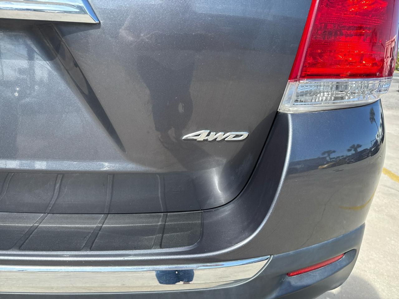 Toyota Highlander 4WD 4dr V6 Limited (Natl) 2012