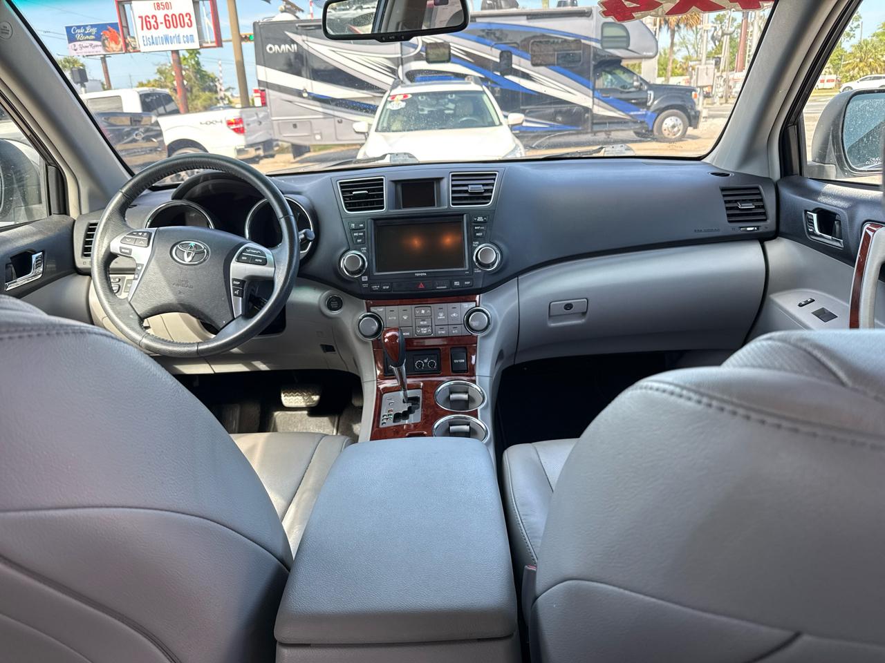 Toyota Highlander 4WD 4dr V6 Limited (Natl) 2012