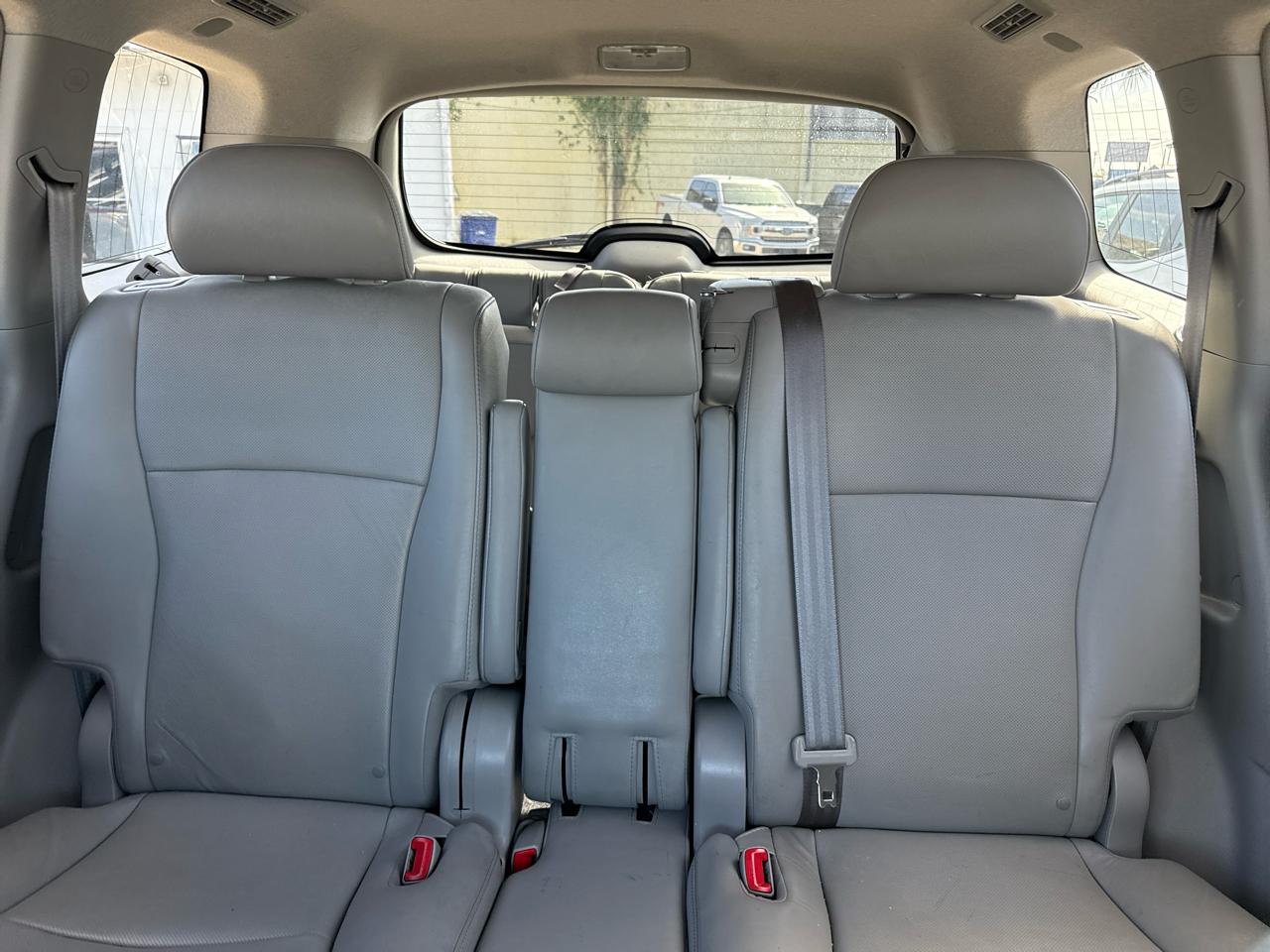 Toyota Highlander 4WD 4dr V6 Limited (Natl) 2012