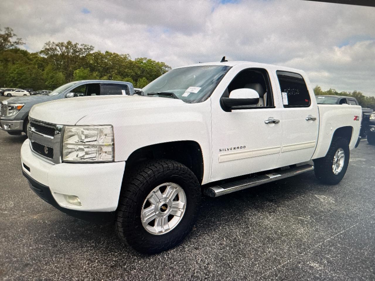 Chevrolet Silverado 1500 4WD Crew Cab 143.5" LTZ 2010