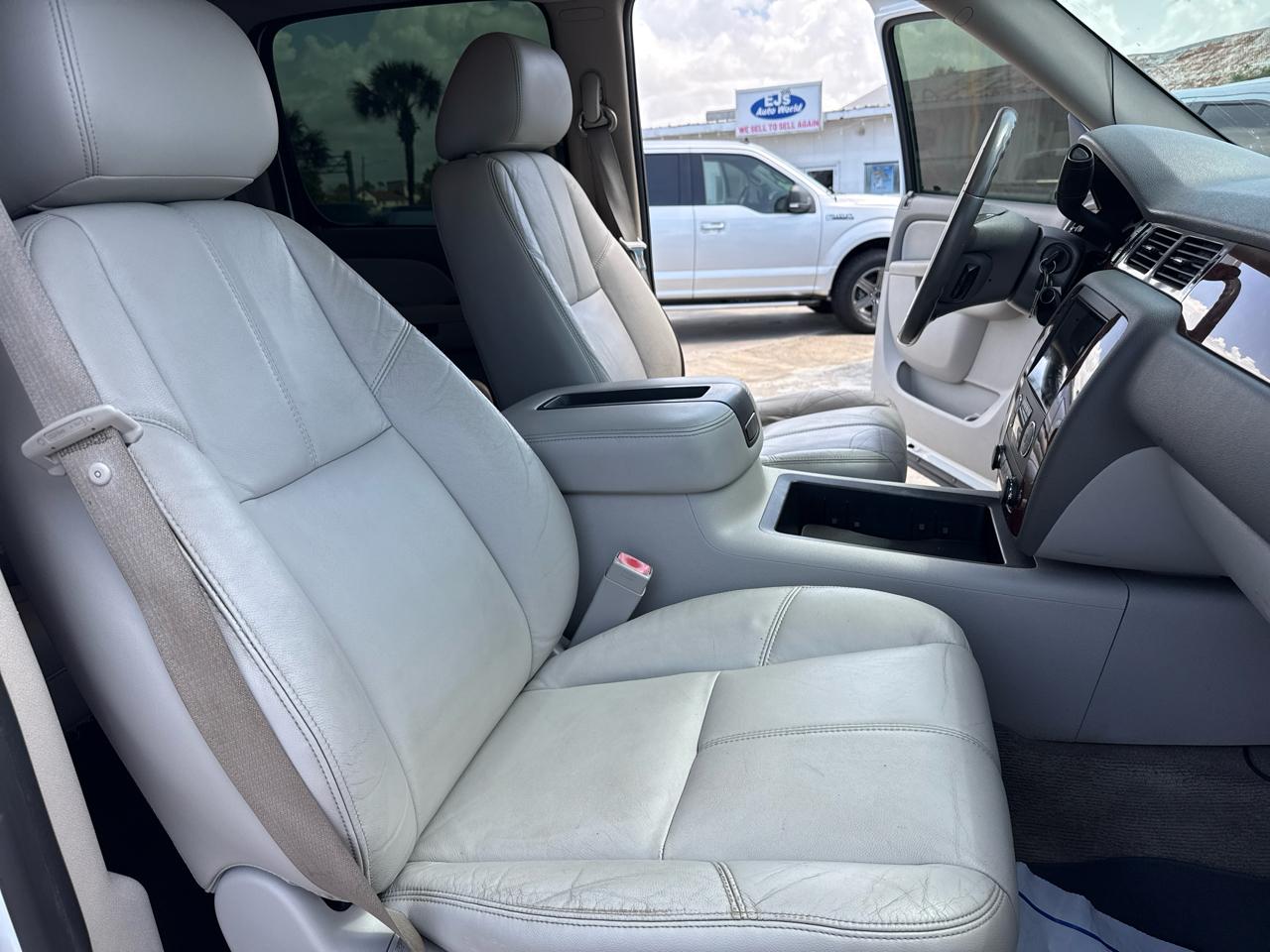 Chevrolet Silverado 1500 4WD Crew Cab 143.5" LTZ 2010