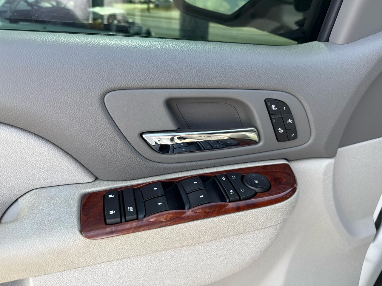 Chevrolet Silverado 1500 4WD Crew Cab 143.5" LTZ 2010