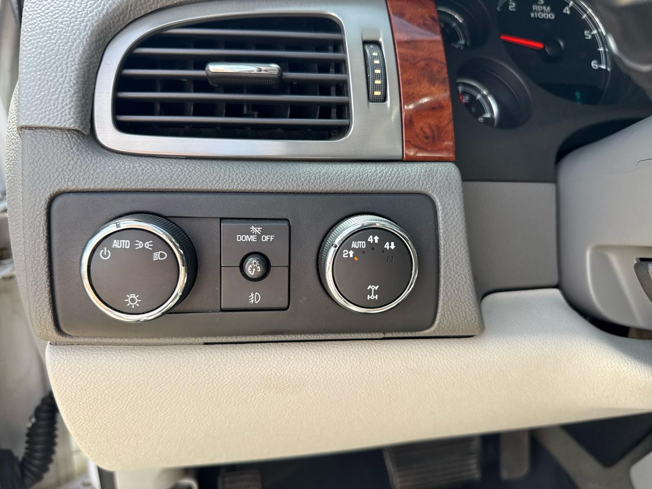 Chevrolet Silverado 1500 4WD Crew Cab 143.5" LTZ 2010