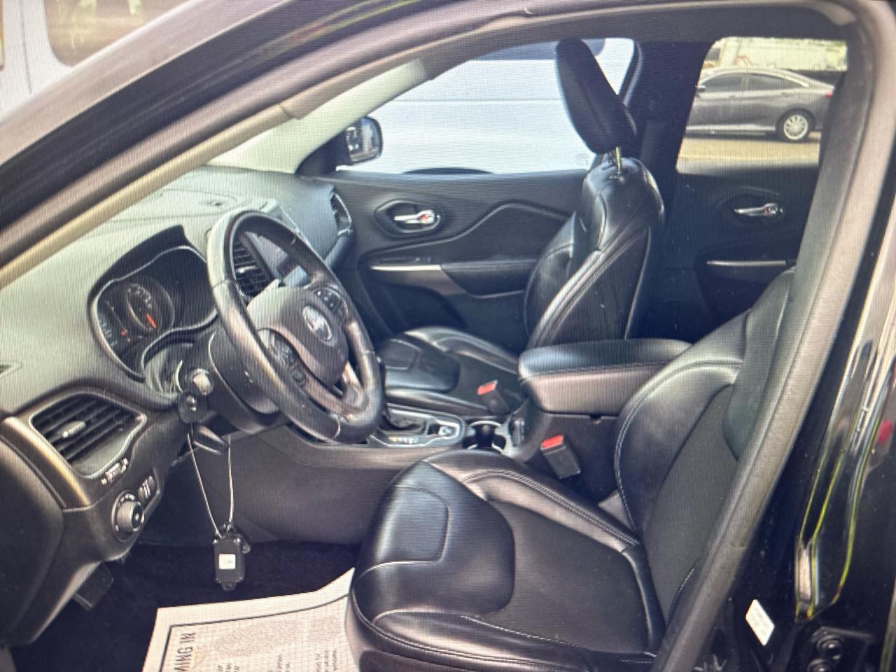 Jeep Cherokee Latitude Plus FWD 2019