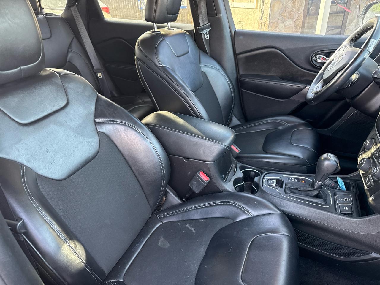 Jeep Cherokee Latitude Plus FWD 2019