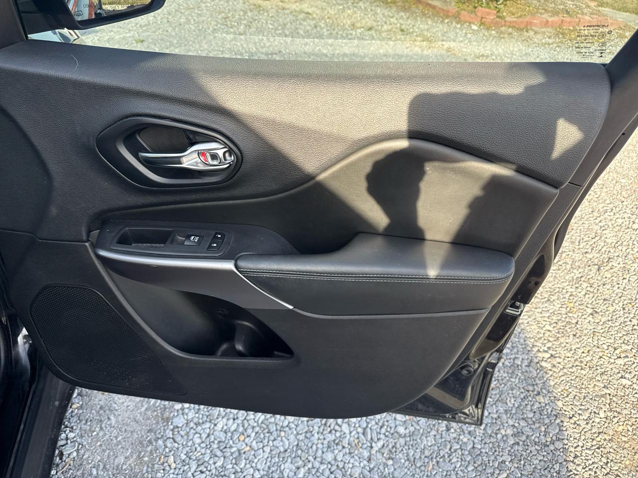 Jeep Cherokee Latitude Plus FWD 2019
