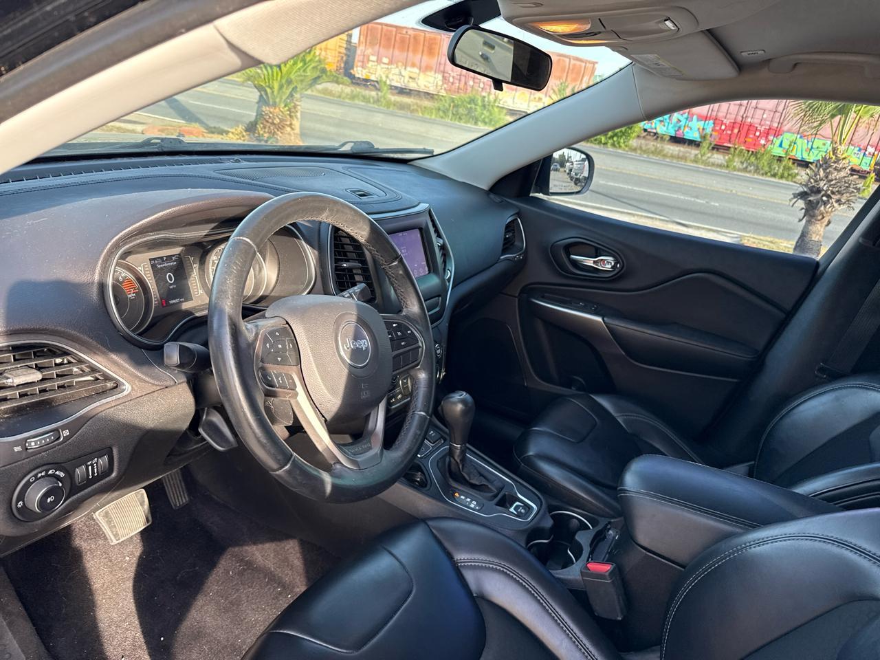 Jeep Cherokee Latitude Plus FWD 2019