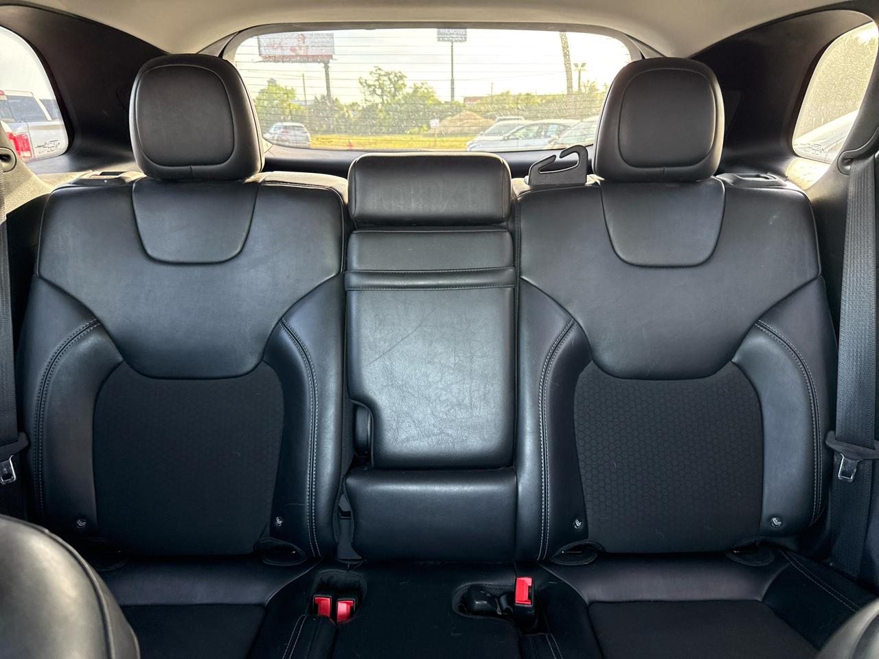 Jeep Cherokee Latitude Plus FWD 2019