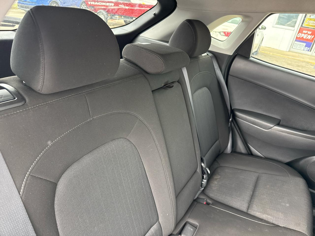 Hyundai Kona SEL Auto FWD 2022